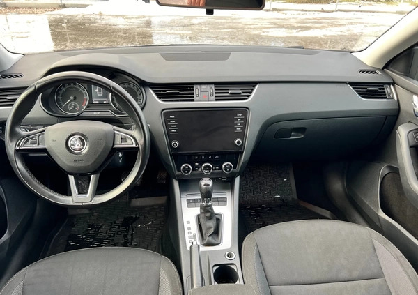 Skoda Octavia cena 49900 przebieg: 228289, rok produkcji 2018 z Olkusz małe 191